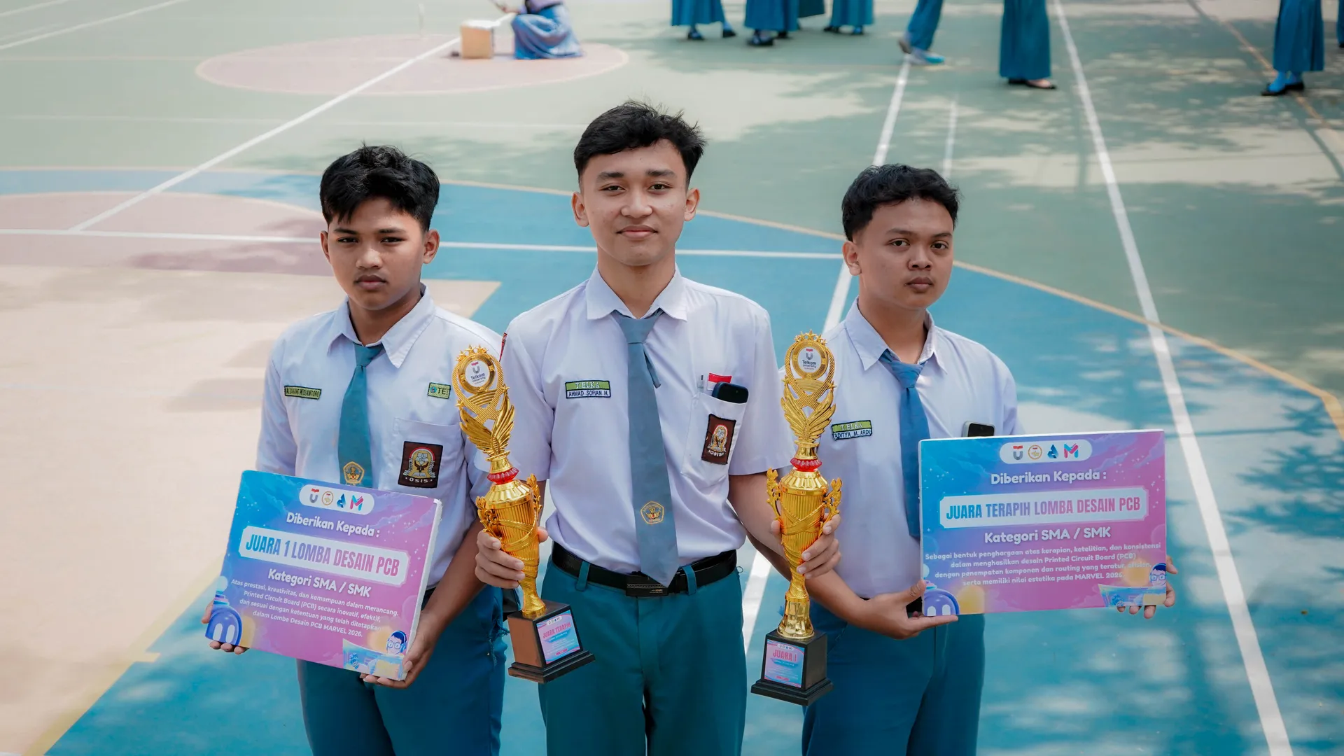 PRESTASI KONSENTRASI KEAHLIHAN TEI RAIH JUARA LOMBA DESAIN PCB MARVEL 2026